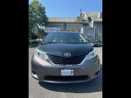 2012 Toyota Sienna LE
