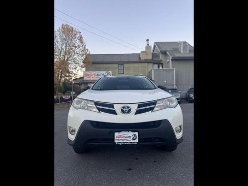 2014 Toyota RAV4 LE