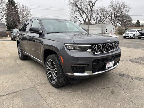 2022 Jeep Grand Cherokee L Summit Reserve