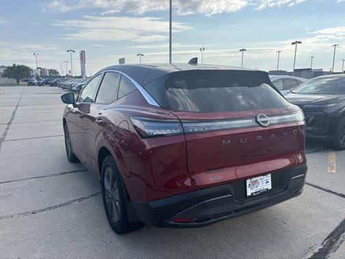 2025 Nissan Murano SL