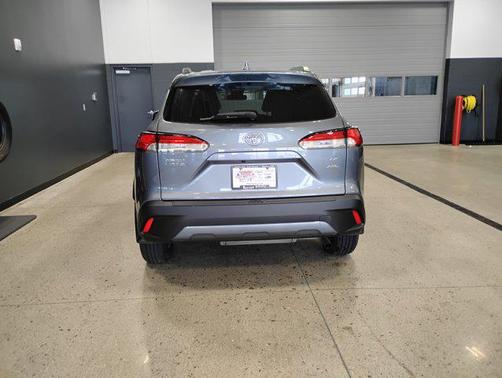 2022 Toyota Corolla Cross LE