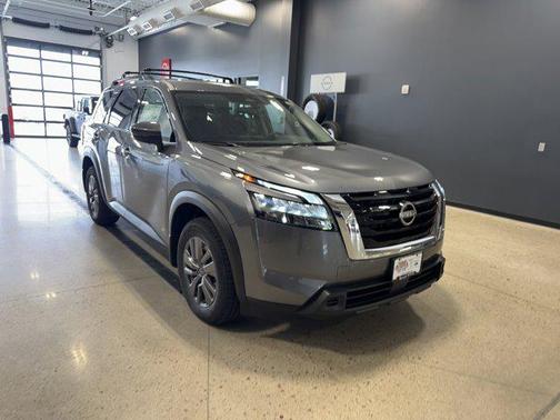 2025 Nissan Pathfinder SV 4WD