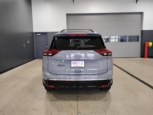 2025 Nissan Rogue Platinum