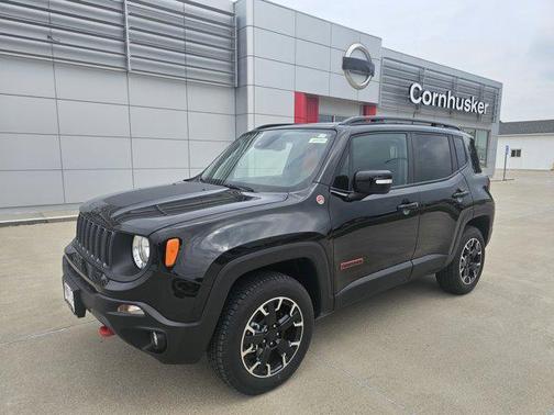 2023 Jeep Renegade Trailhawk