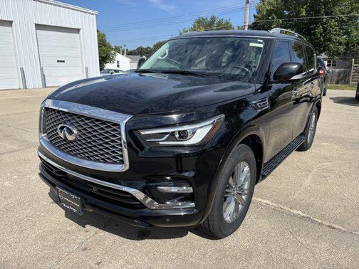 2021 INFINITI QX80 Luxe