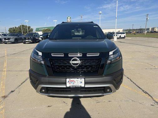 2025 Nissan Pathfinder Rock Creek 4WD