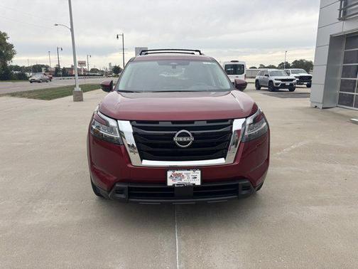 2022 Nissan Pathfinder SV 4WD