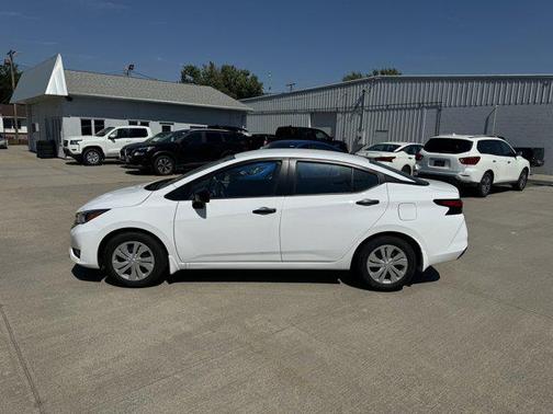 2024 Nissan Versa 1.6 S