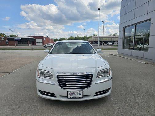 2014 Chrysler 300 S