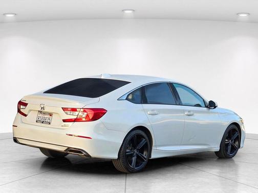 Platinum White Pearl 2020 Honda Accord Sport 2.0T