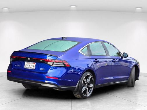 Still Night Pearl 2025 Honda Accord Hybrid Sport