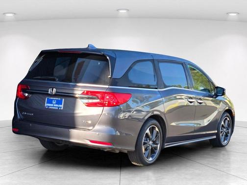 Gray 2024 Honda Odyssey Elite
