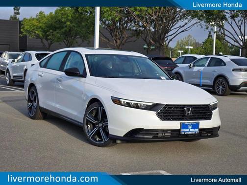 Platinum White Pearl 2026 Honda Accord SE