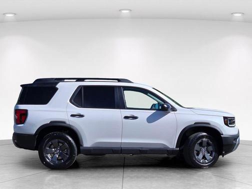 Platinum White Pearl 2026 Honda Passport AWD RTL Towing