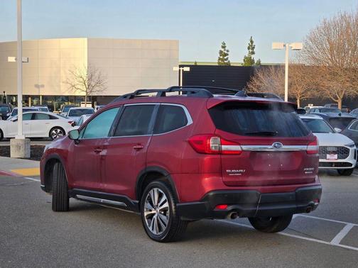Crimson Red Pearl 2022 Subaru Ascent Limited 7-Passenger