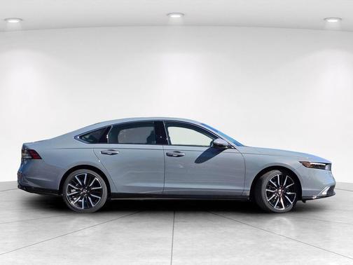 Urban Gray Pearl 2026 Honda Accord Hybrid Touring