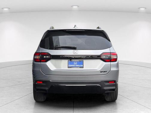Solar Silver Metallic 2026 Honda Pilot Sport