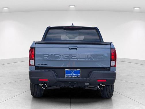 Sonic Gray Pearl 2026 Honda Ridgeline Black
