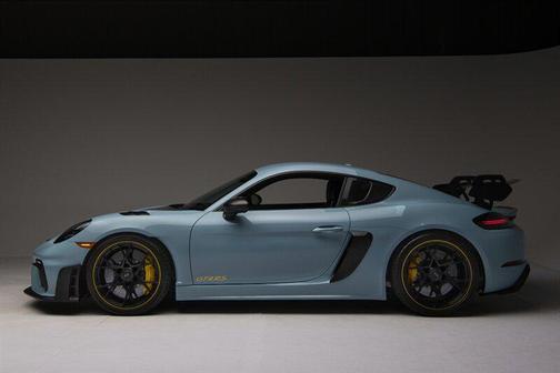2024 Porsche 718 Cayman GT4 RS