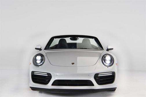 2017 Porsche 911 Turbo