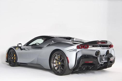 2023 Ferrari SF90 Spider