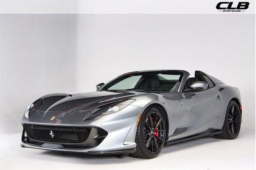 2021 Ferrari 812 GTS