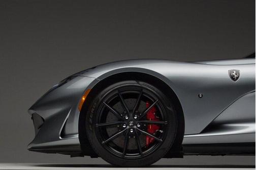 2021 Ferrari 812 GTS