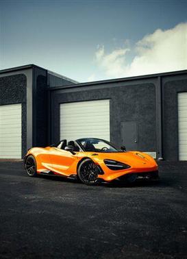 2022 McLaren 765LT Spider