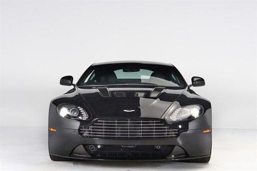 2011 Aston Martin V12 Vantage Base