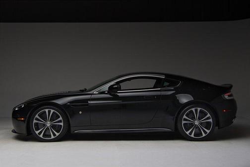 2011 Aston Martin V12 Vantage Base