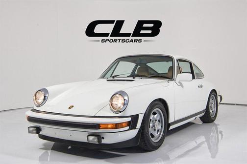 White 1976 Porsche 911