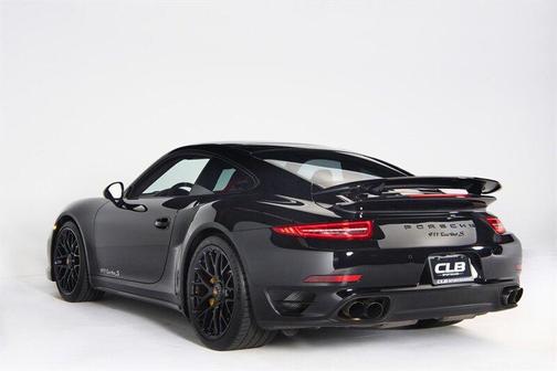 2015 Porsche 911 Turbo S