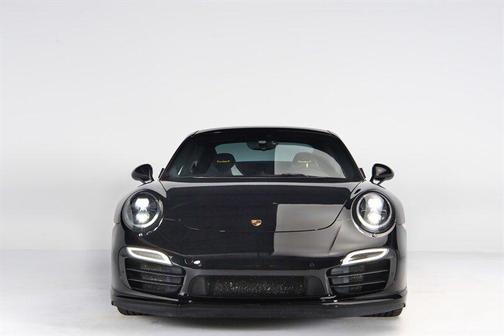 2015 Porsche 911 Turbo S
