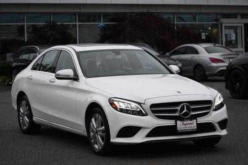 Photo 4 of 47 of 2019 Mercedes-Benz C-Class C 300 4MATIC