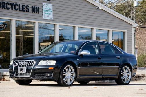 2007 Audi S8 5.2 quattro