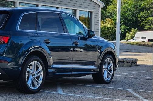 2021 Audi Q7 45 Premium