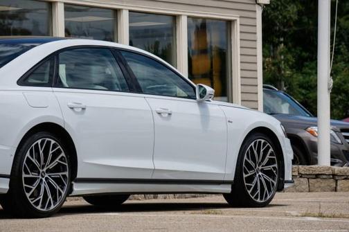 2021 Audi A8 L 60
