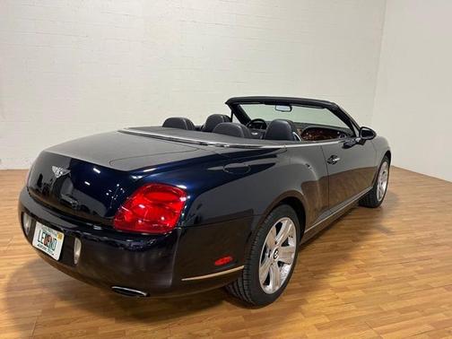 Photo 4 of 48 of 2007 Bentley Continental GTC Base