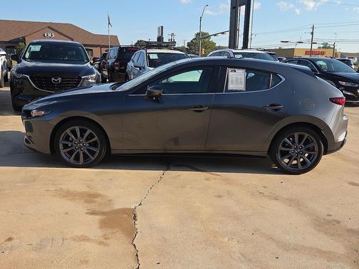 2023 Mazda Mazda3 FWD w/Preferred Package