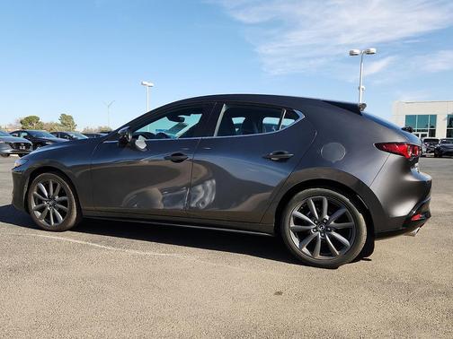 2023 Mazda Mazda3 FWD w/Preferred Package