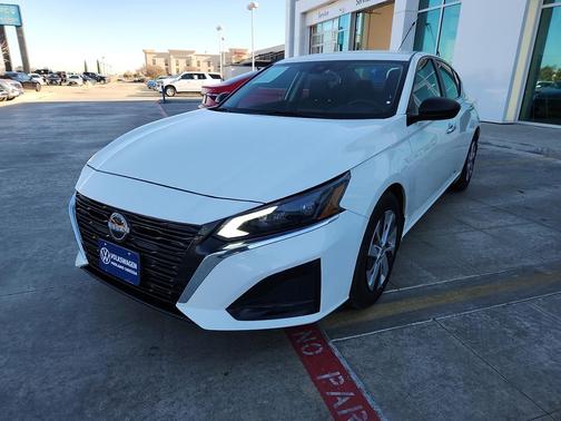 2024 Nissan Altima S FWD