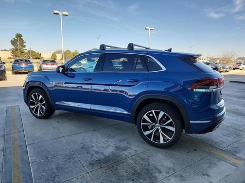 2025 Volkswagen Atlas Cross Sport 2.0T SEL Premium