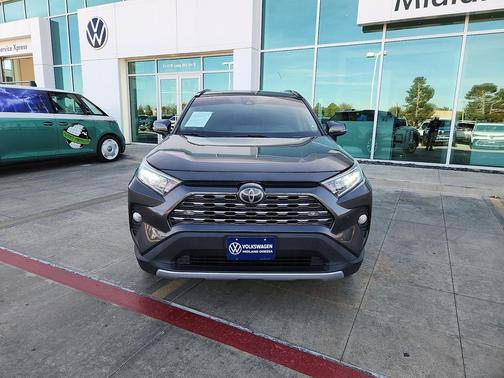 2019 Toyota RAV4 Limited