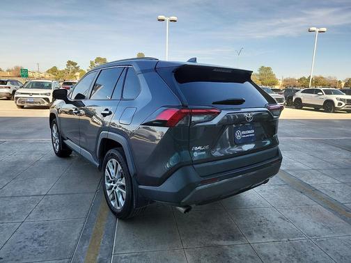 2019 Toyota RAV4 Limited