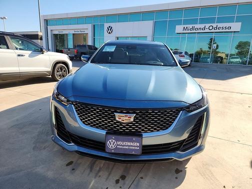 2024 Cadillac CT5 Luxury