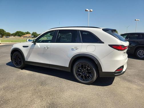 Rhodium White Premium 2026 Mazda CX-70 3.3 Turbo Preferred