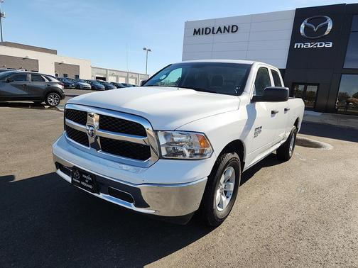 2024 RAM 1500 Classic SLT