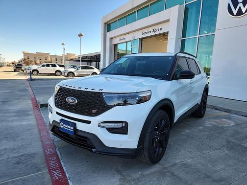 2023 Ford Explorer ST
