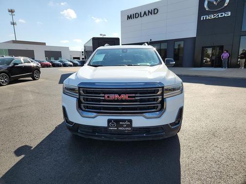 2023 GMC Acadia AWD AT4