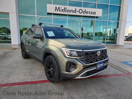 Avocado Green Pearl 2026 Volkswagen Atlas Cross Sport 2.0T SE w/Technology